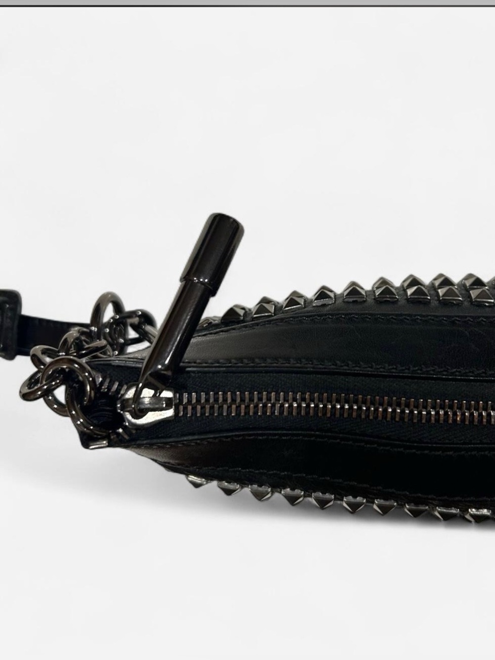 AUTHENTIC Y2K Burberry Prorsum Knight Black
Studded Evening Clutch / Wristlet - Picture 4 of 9